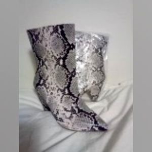 Eloquii Snakeskin Boots